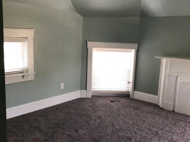 1200 So 6th St 2 Bedroom Apartment for Rent at 1200 S 6th St, Louisville, KY 40203 Limerick