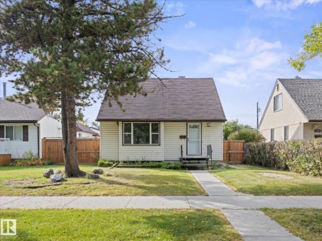 12018 St Nw, Edmonton, AB, T5L 0W5 house for sale | Listing ID E4510 | Royal LePage