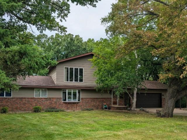 1201 Oak Drive