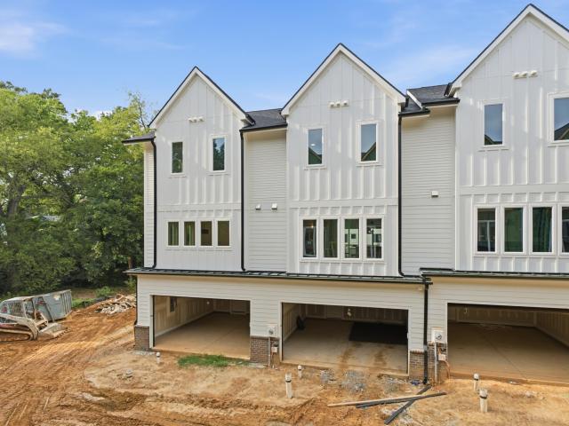1201 Brookside Drive 112