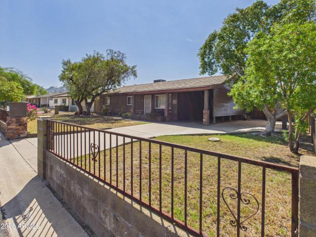 1201 e griswold road