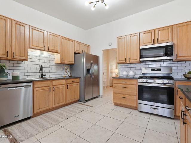 1201 E Rose Ln, Unit 9, Phoenix, AZ 85014 | MLS #6996