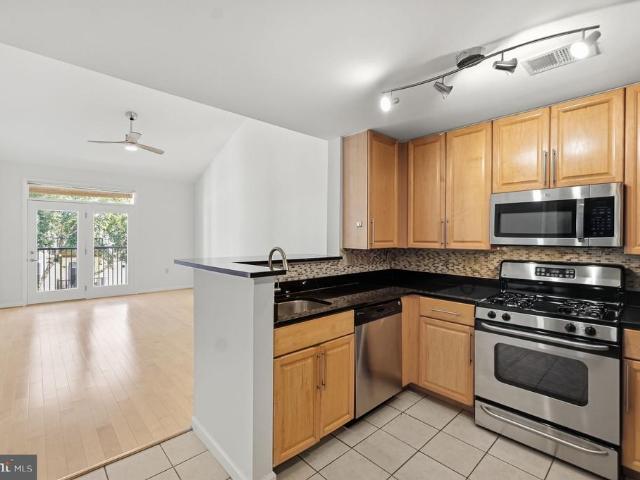1201 E West Highway # 403