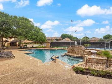 1201 Harwell Drive # 225