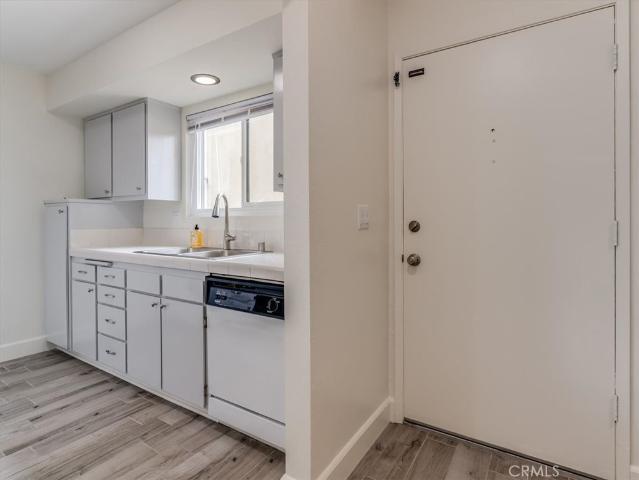 1201 Santa Ynez E