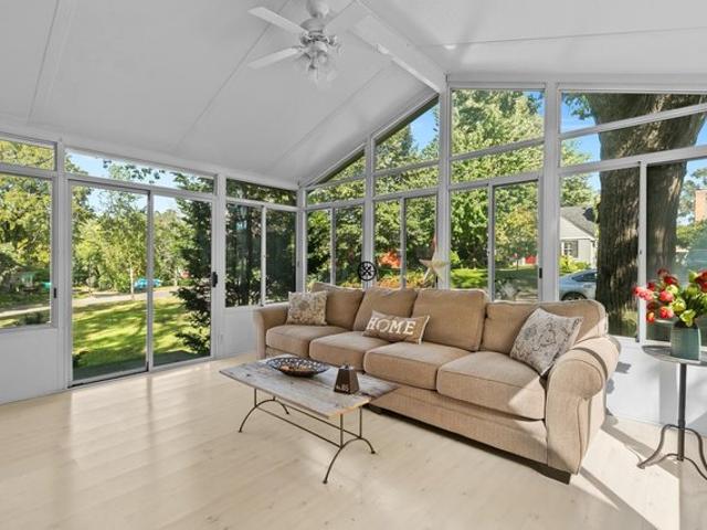 1201 W 73rd St, Richfield, MN 55423