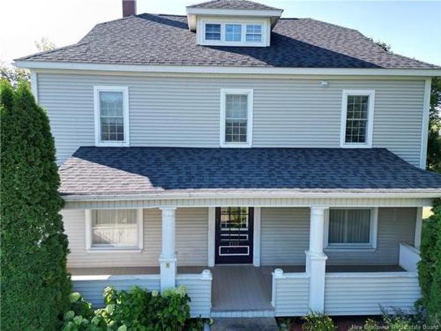 1201 West Riverside Dr, Perth Andover, NB, E7H 5G6 house for sale | Listing ID NB135124 | Royal LePage