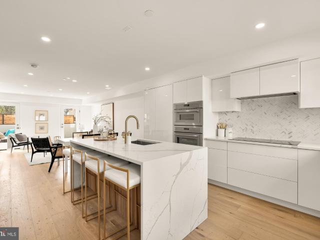 1202 Eton Ct NW, Unit T3, Washington, DC 20007 | MLS #DCDC2248