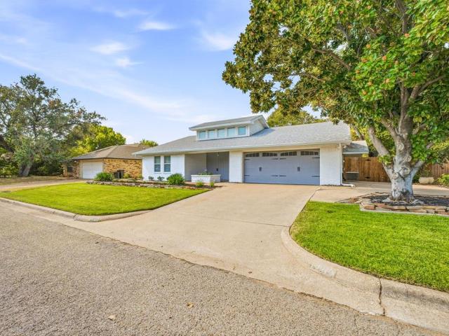 1202 Red Bird Lane