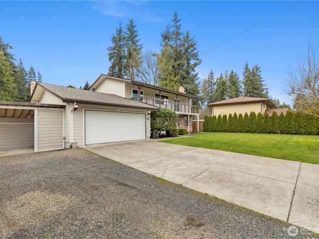 1202 st Drive SE