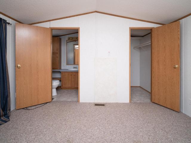 1202 Spring Circle