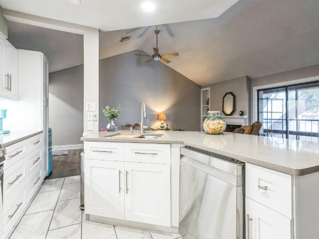 1202 Thorpe Ln, Unit 406D, San Marcos, TX 78666 | MLS #3747