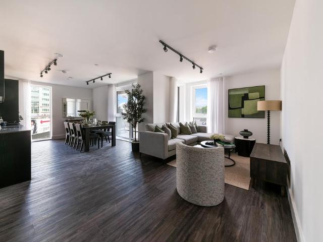 1202, Waterway House 108 NW10 1 bed flat to rent £2,475 pcm £571 pw