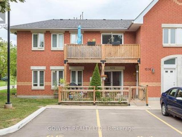 1202 4 Foxwood Drive, Burlington, ON, L7M 4R4 townhouse for sale | Listing ID W13808 | Royal LePage