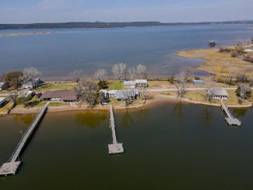 1203 McGinnis Point