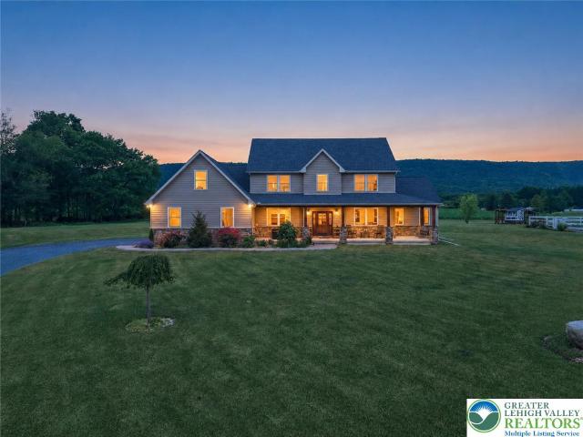 1203 N Cottonwood Road