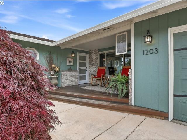 1203 NE 98TH AVE
