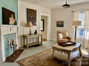 1203 Old Union Road