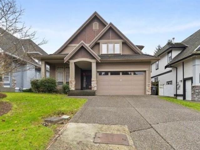 1203 Avenue, Surrey, BC, V3X 3L3 house for sale | Listing ID R3177 | Royal LePage