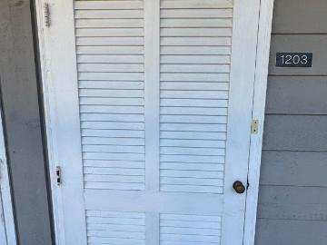 1203 Cypress Pointe A203