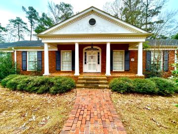 1203 Dogwood Lane