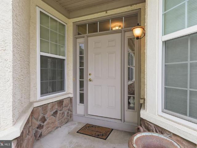 1203 Lyndhurst Court # 82