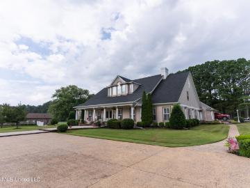1203 Pine Lake Drive