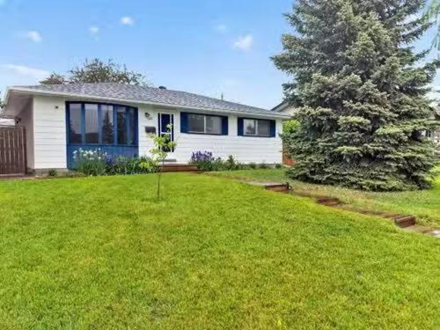1203 34 Street Se, Calgary, AB, T2A 0Z7 house for sale List.