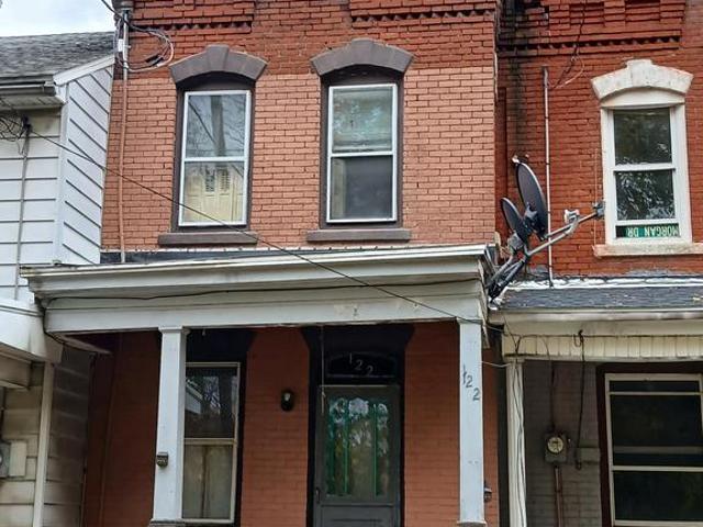 120 122 N Line Street