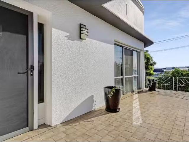120 Coleman Street, Turvey Park House for rent Listed by Rent.