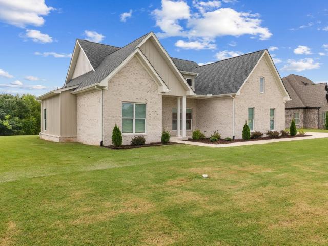 120 Caroline Way