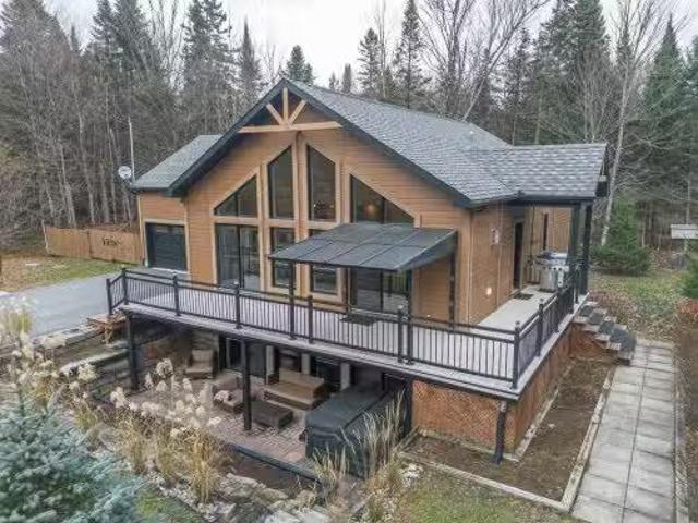 120 Ch. Du Faubourg, Mont Tremblant, QC, J8E 1N9 house for s.