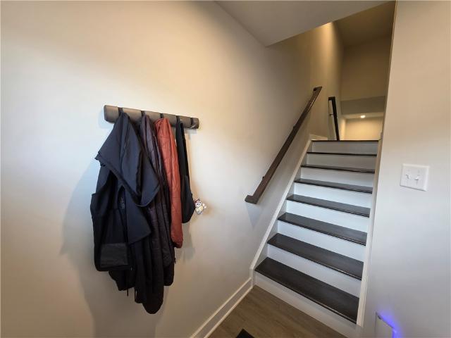 120 Crown St