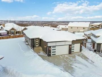 120 Beaconview Place, Fort Mcmurray, AB, T9H 2S6 house for sale | Listing ID A2281 | Royal LePage