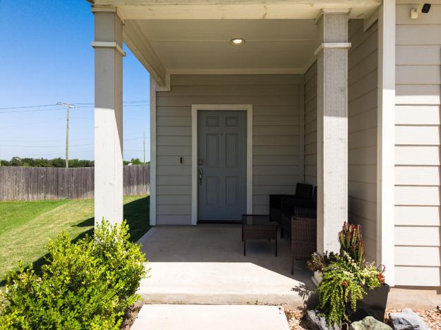 120 Blue Agate Ct