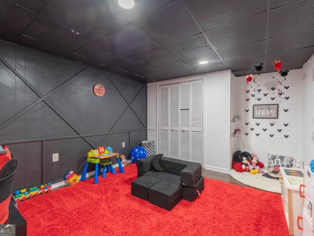 120 Bryan Street W