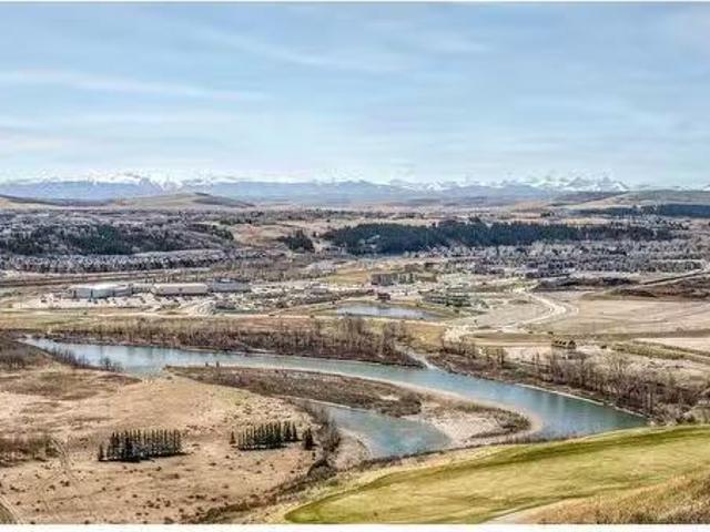 120 Gleneagles Landing, Cochrane, AB, T4C 1W3 house for sale.