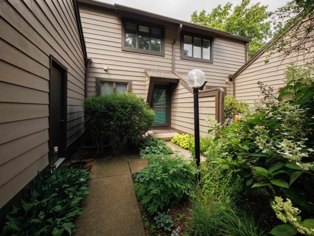 120 Glenview Court