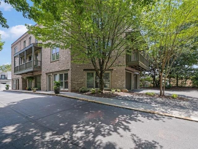 120 Green Oak Drive Unit #3