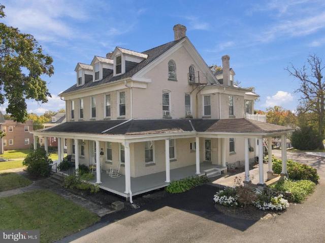 120 E 3Rd Street