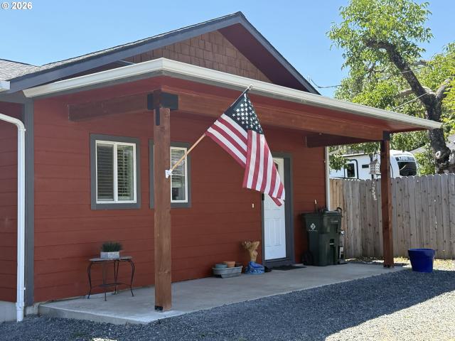 120 e date st