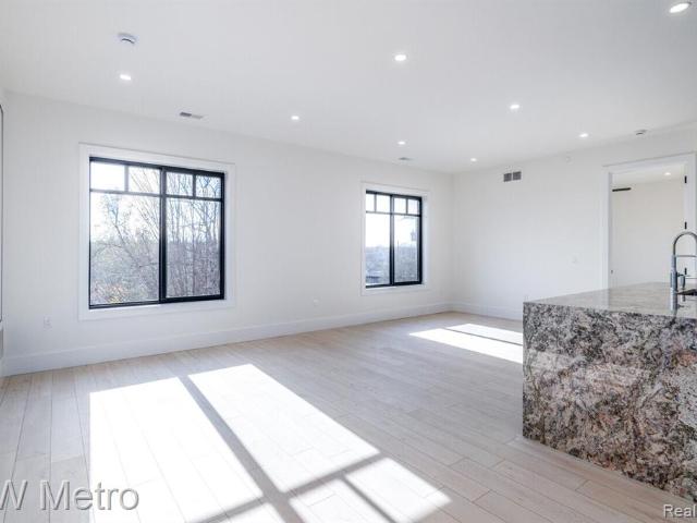 120 E Liberty Street # 203