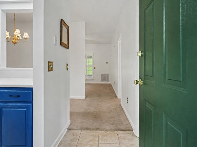 120 Eastdale Ln