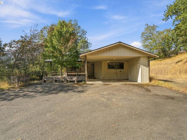 120 fox ln