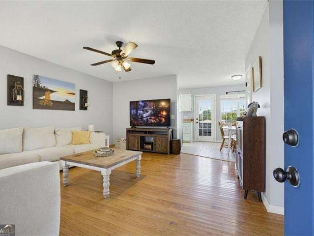 120 Fieldcrest Drive SE