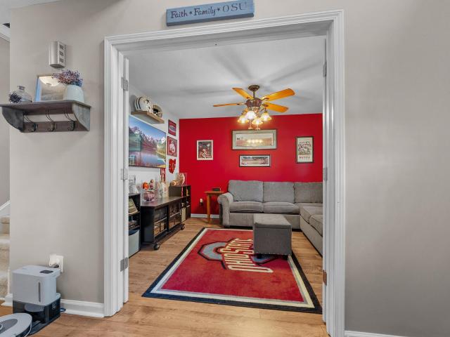 120 Flat Tail Way