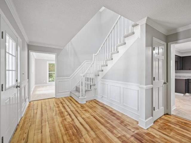 120 Kalmia Circle
