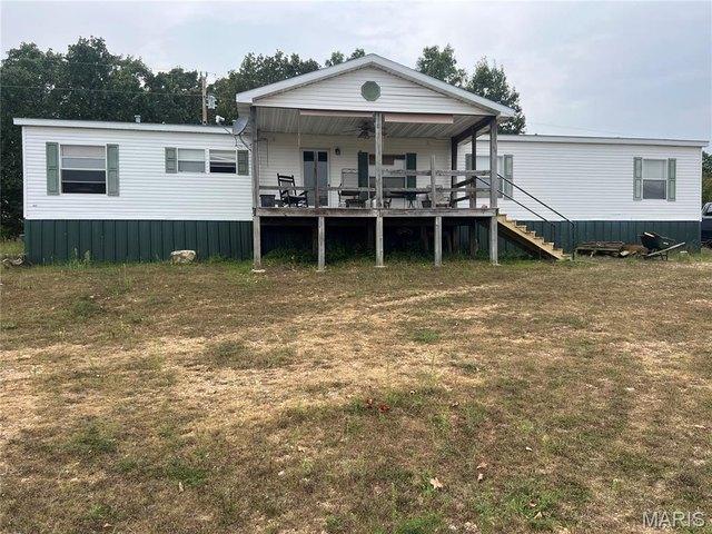 120 Oak Briar Ln, Iberia, MO 65486