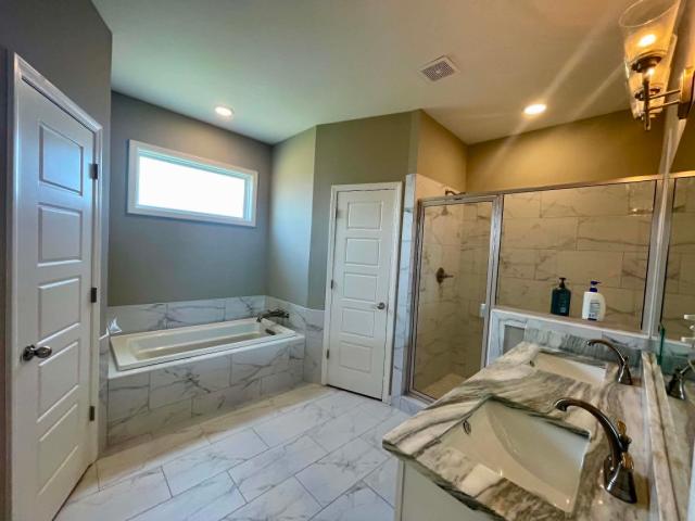 120 oakland ridge cv