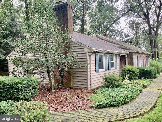 120 Oakridge Drive